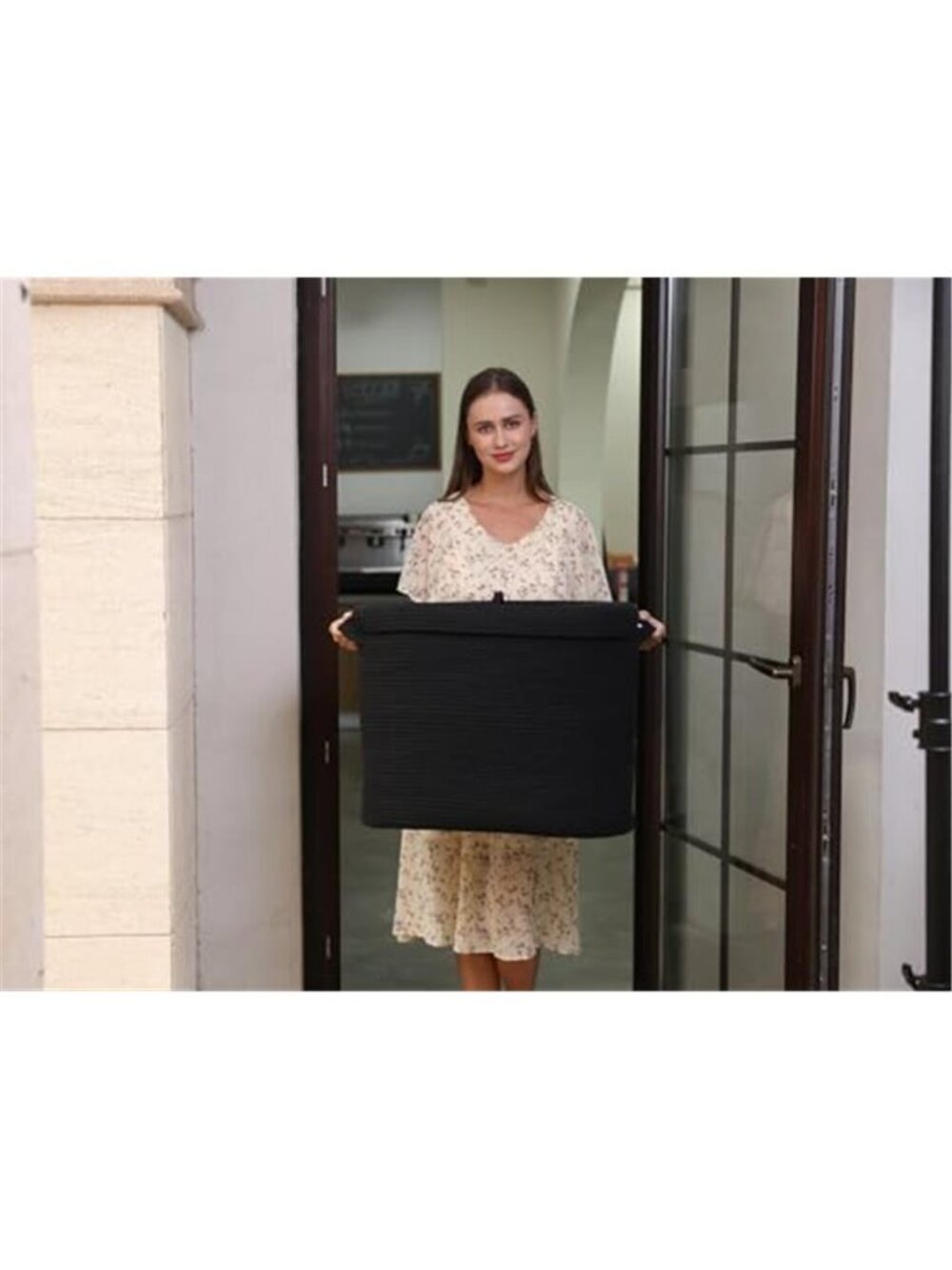 Extra Large Rectangular Rope Basket with Lid - Picture 6 of 7